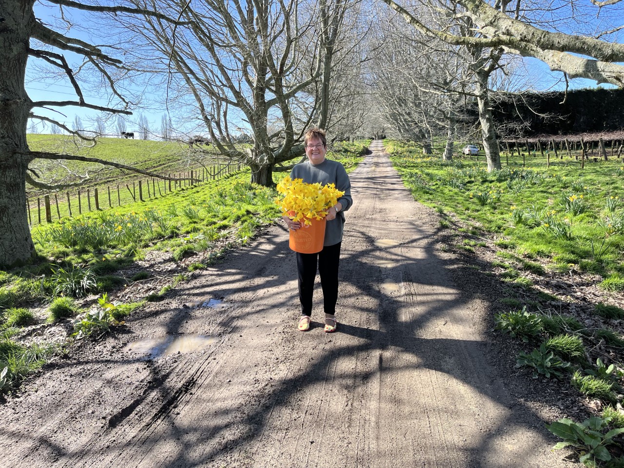 Our bridge people who spent hours collecting daffodils for a good cause